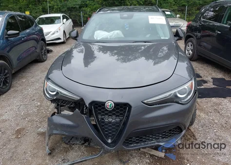 2021 Alfa Romeo Stelvio Ti Awd z USA, uszkodzony, nr VIN ZASPAKBN8M7D02401